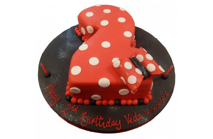 Minnie Mouse Single Figure Themed Cake